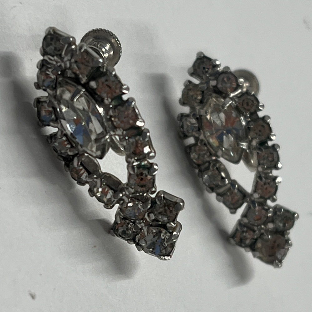 1960’s Vintage Crystal Marquis Shape With Other Crystal Screw Back Clip Earrings